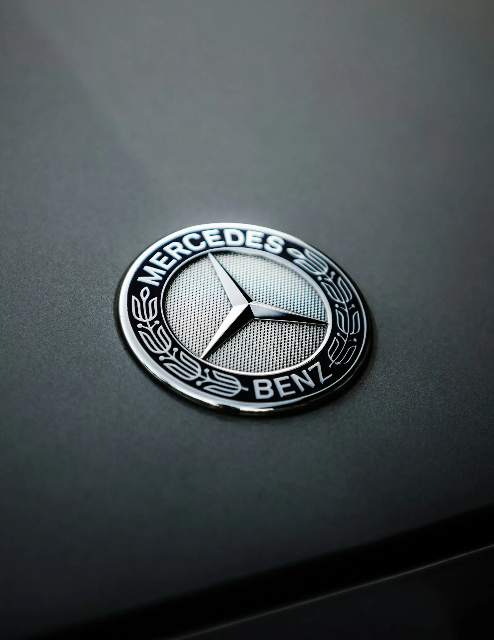 Mercedes-Benz hood emblem